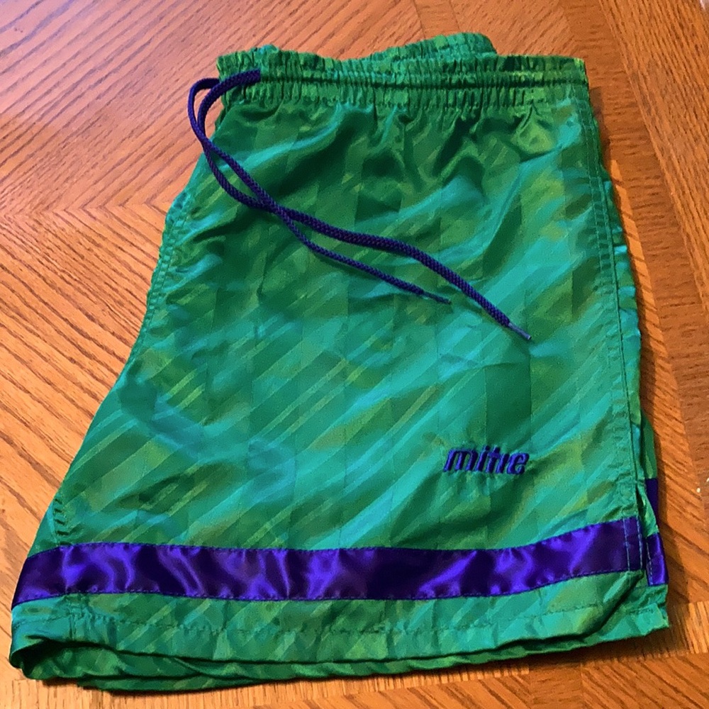 Mitre shorts